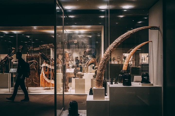 文化藝術(shù)展品的展示在設(shè)計的時候應(yīng)當(dāng)注意哪些?插圖 文化藝術(shù)展品的展示在設(shè)計的時候應(yīng)當(dāng)注意哪些?插圖